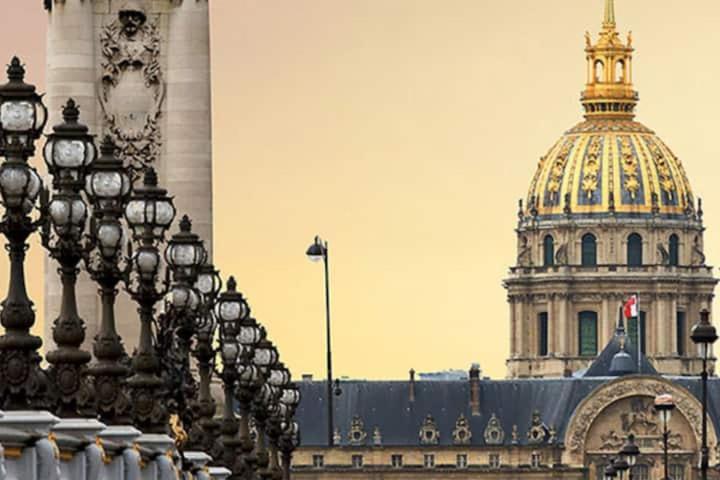 Appartement Paris 7Eme Invalides/ Tour Eiffel 1Er Etage Buitenkant foto