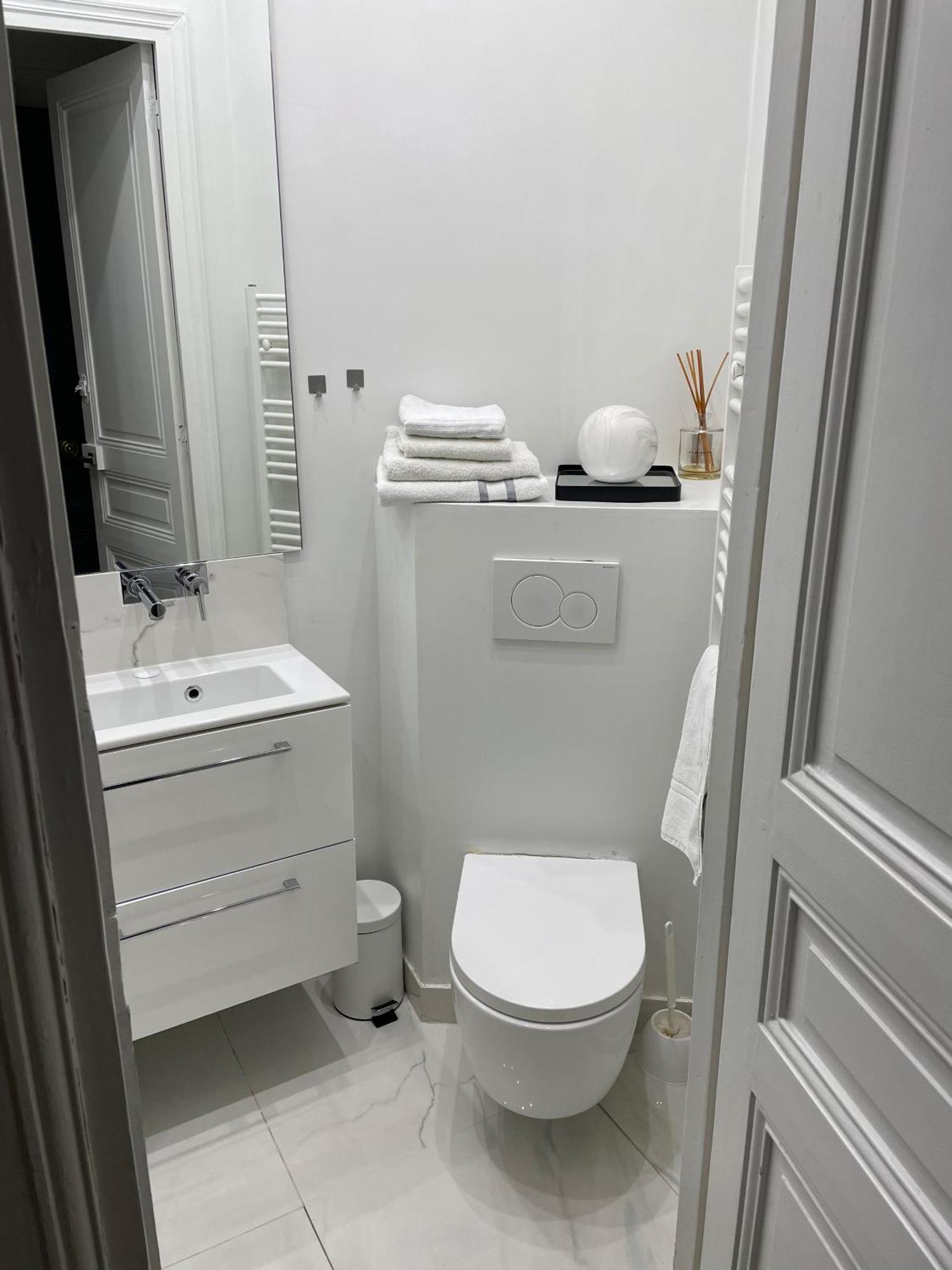Appartement Paris 7Eme Invalides/ Tour Eiffel 1Er Etage Buitenkant foto