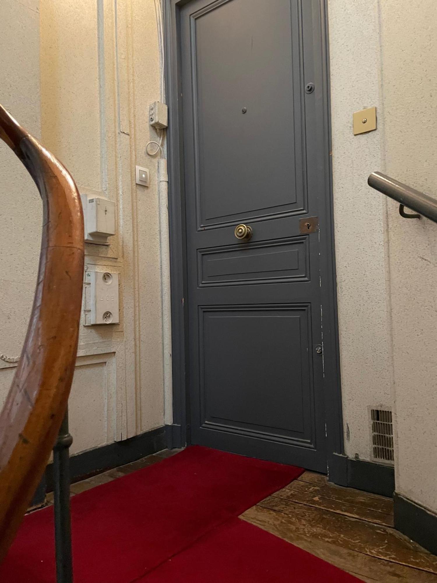 Appartement Paris 7Eme Invalides/ Tour Eiffel 1Er Etage Buitenkant foto