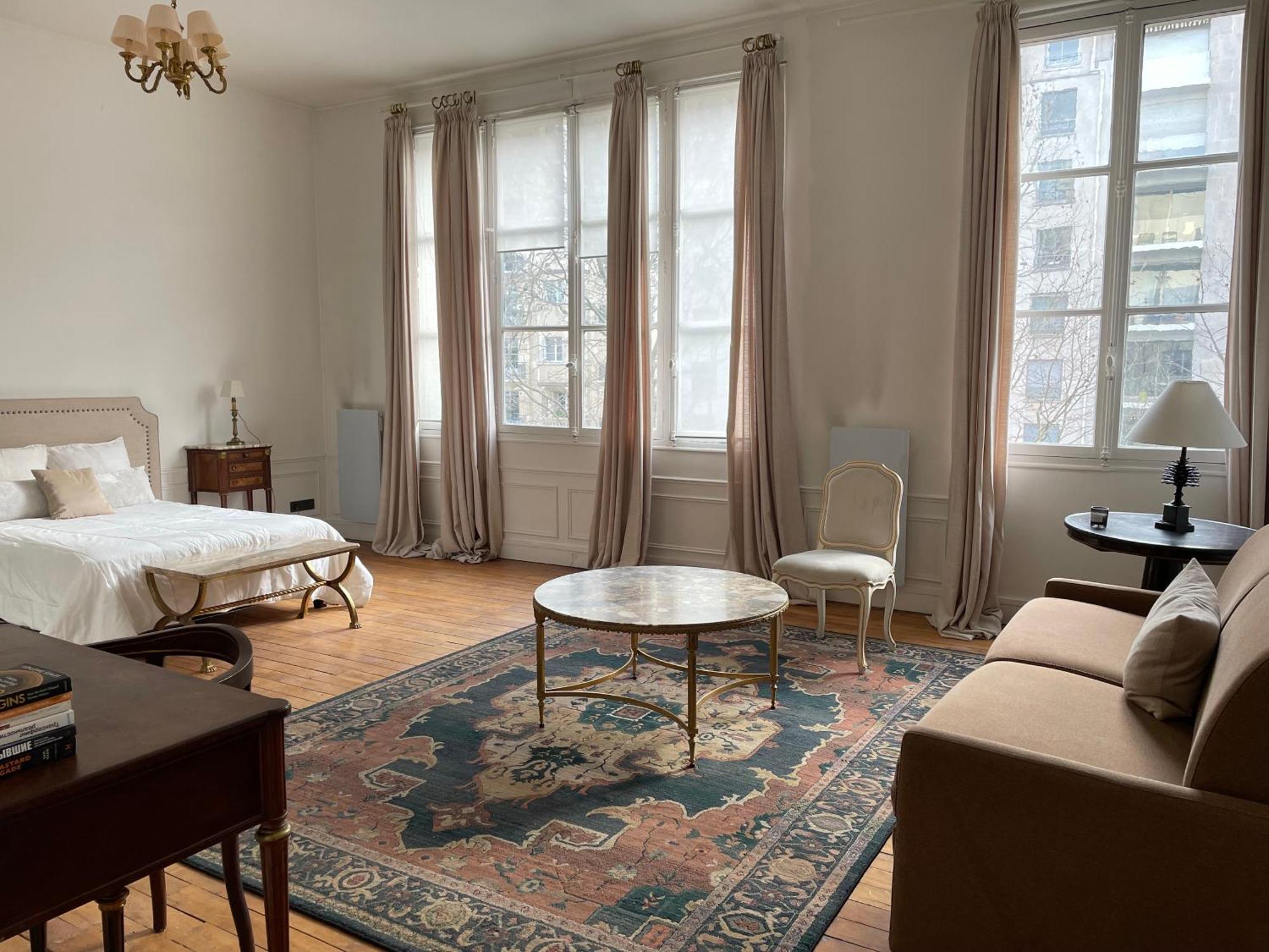 Appartement Paris 7Eme Invalides/ Tour Eiffel 1Er Etage Buitenkant foto