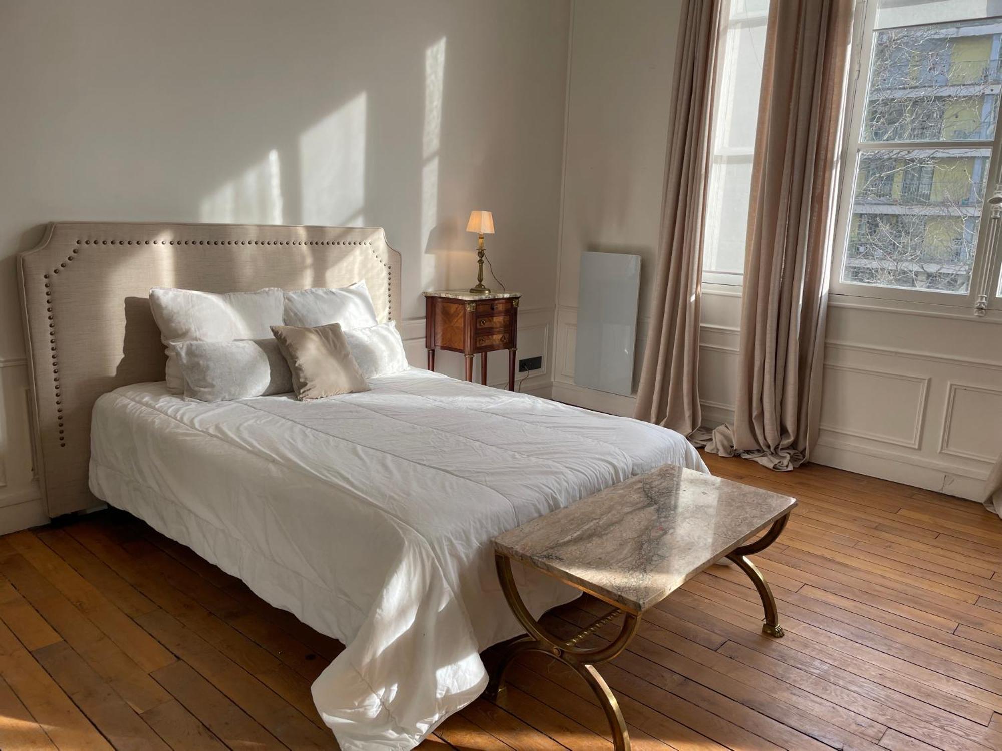 Appartement Paris 7Eme Invalides/ Tour Eiffel 1Er Etage Buitenkant foto